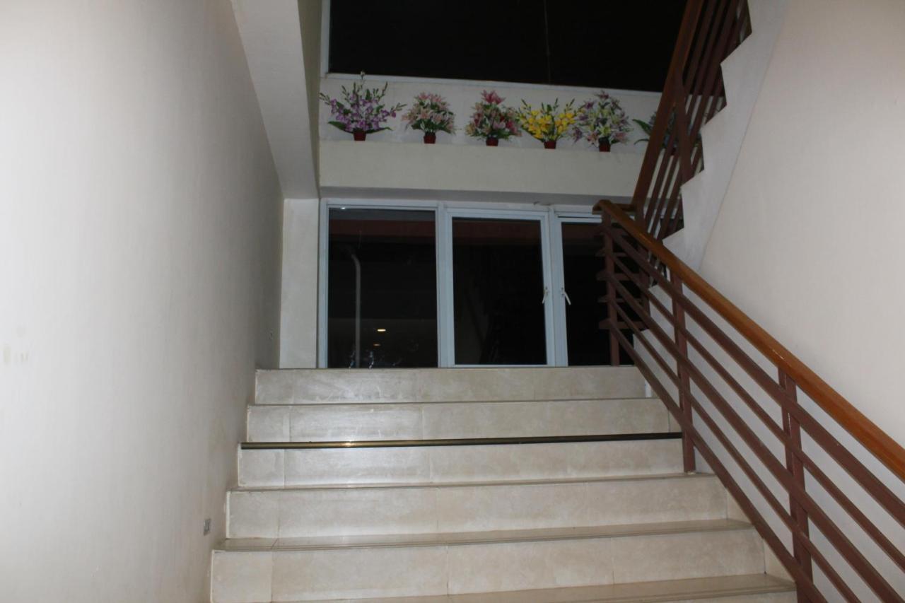 Law Ka Thit Sar New Bagan Exterior foto